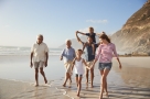Enfants, parents et grands-parents : les clés pour réunir trois générations et passer de bonnes vacances en famille